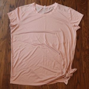 🦋 4/$20 Old Navy Active Tee Waist Tie Detail